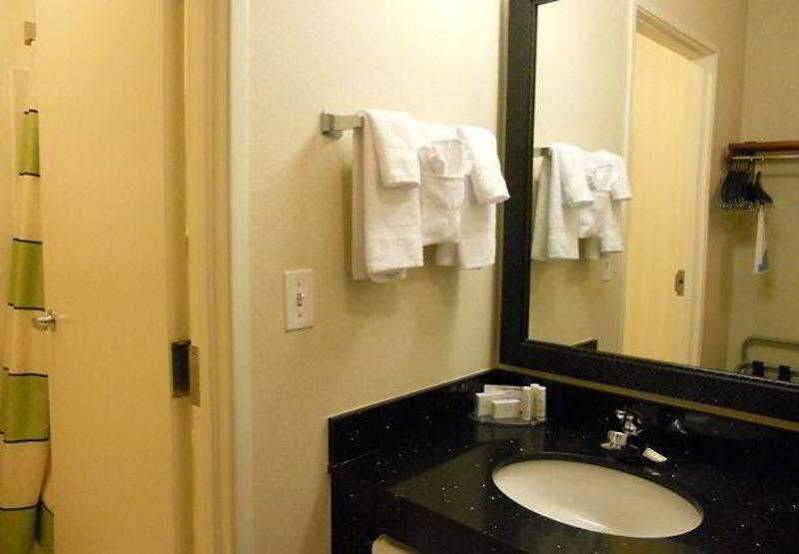 Fairfield Inn By Marriott Loveland Fort Collins Exteriör bild